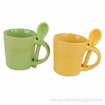 Stoneware Mug with Spoon